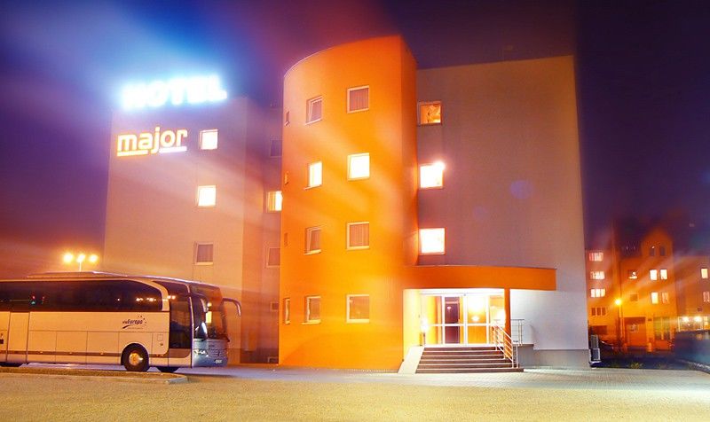 H6 Major Travel & Business, Free Parking Hotel