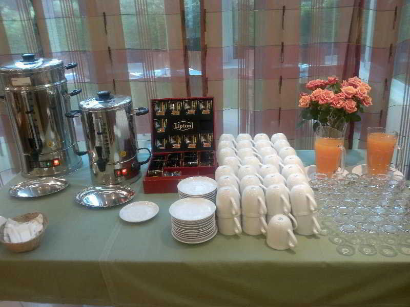 H6 Major Travel & Business, Free Parking Hotell