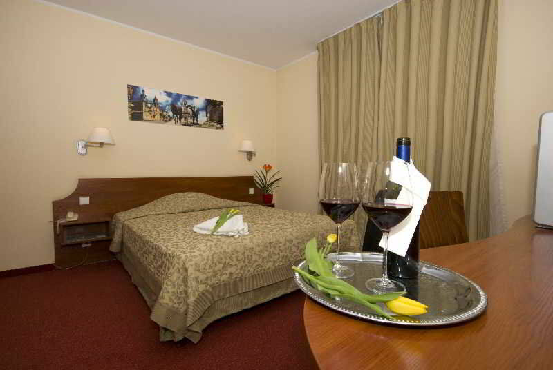 Hotell H6 Major Travel & Business, Free Parking Krasków